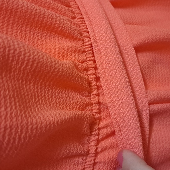 Rue 21 Coral Textured Ruffle Tie Romper. Size Small NWOT - Picture 5 of 9